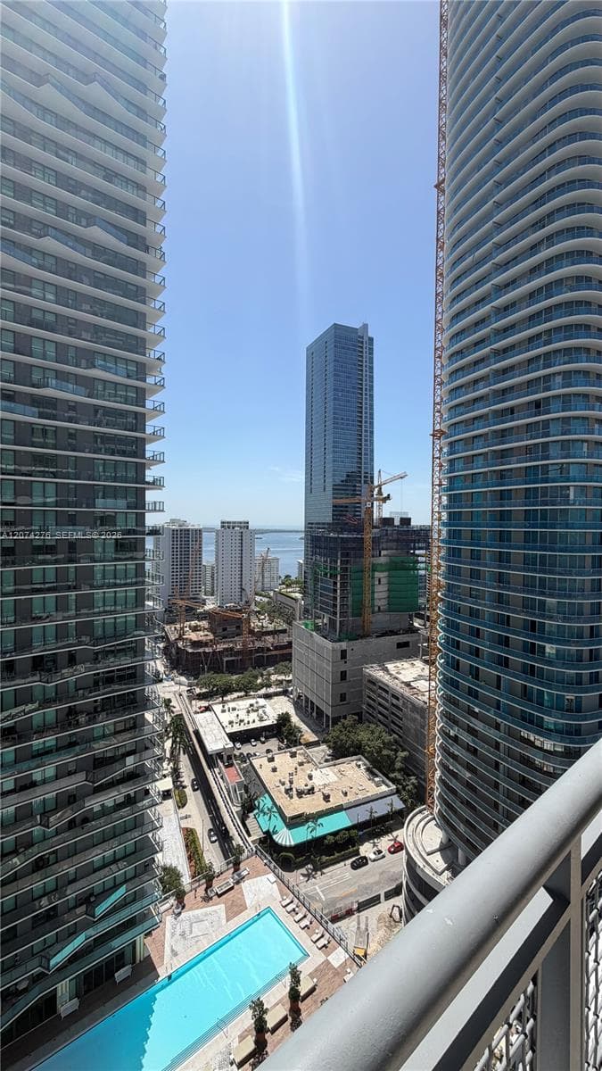 60 SW 13th St # 2610, Miami FL 33130
