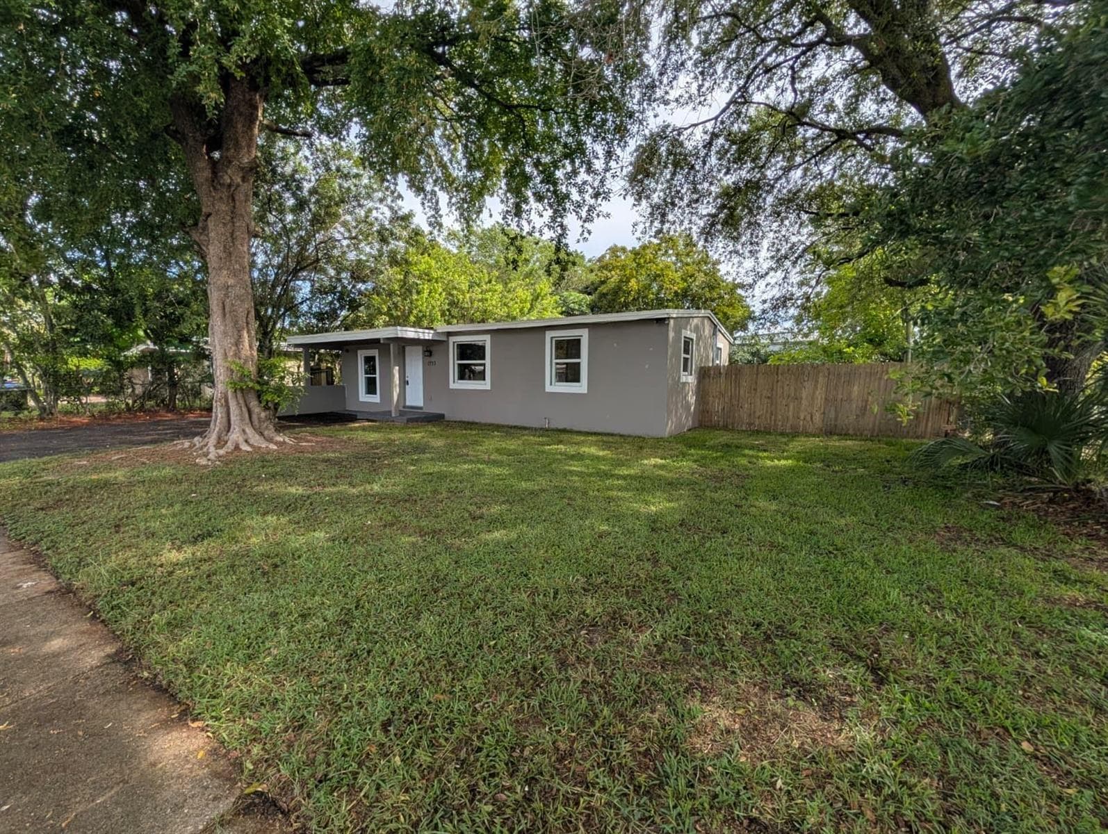 1733 NW 18TH Street, Fort Lauderdale FL 33311 photo 2