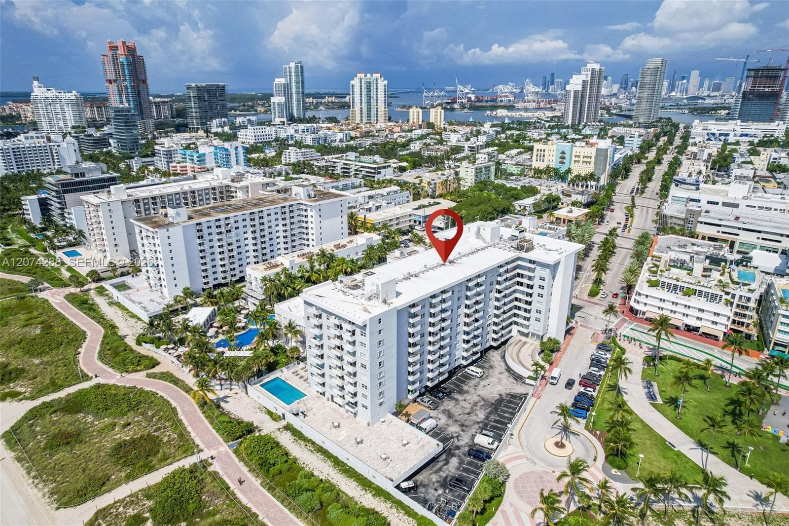 465 Ocean Dr # 512, Miami Beach FL 33139 photo 4