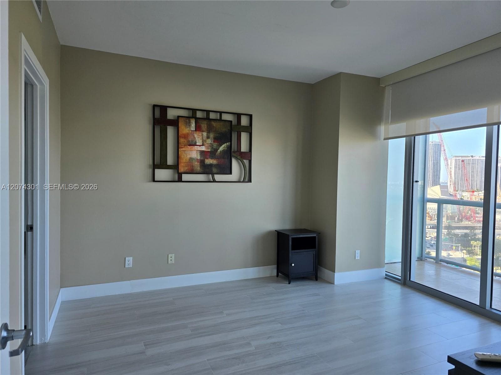 888 Biscayne Blvd # 1610, Miami FL 33132 photo 2