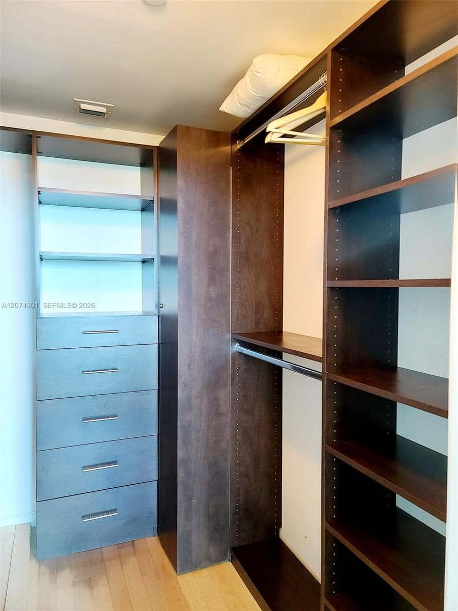 888 Biscayne Blvd # 1610, Miami FL 33132 photo 5