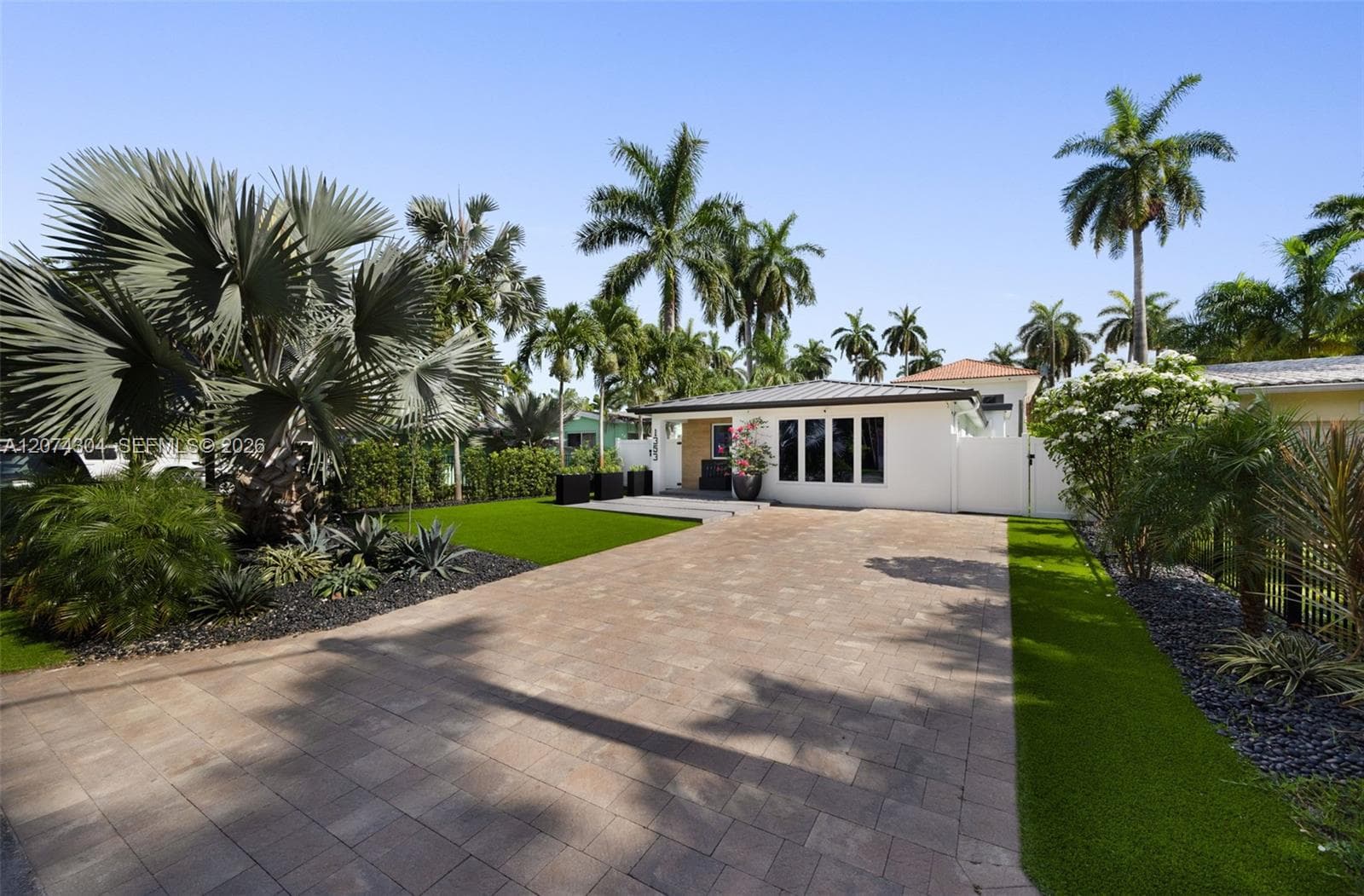 1353 Van Buren St, Hollywood FL 33019 photo 2