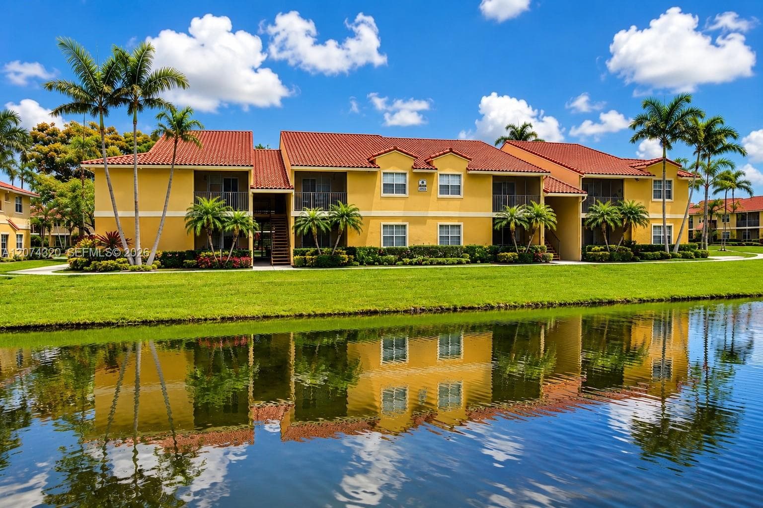 1229 SW 46th Ave # 408, Pompano Beach FL 33069 photo 2