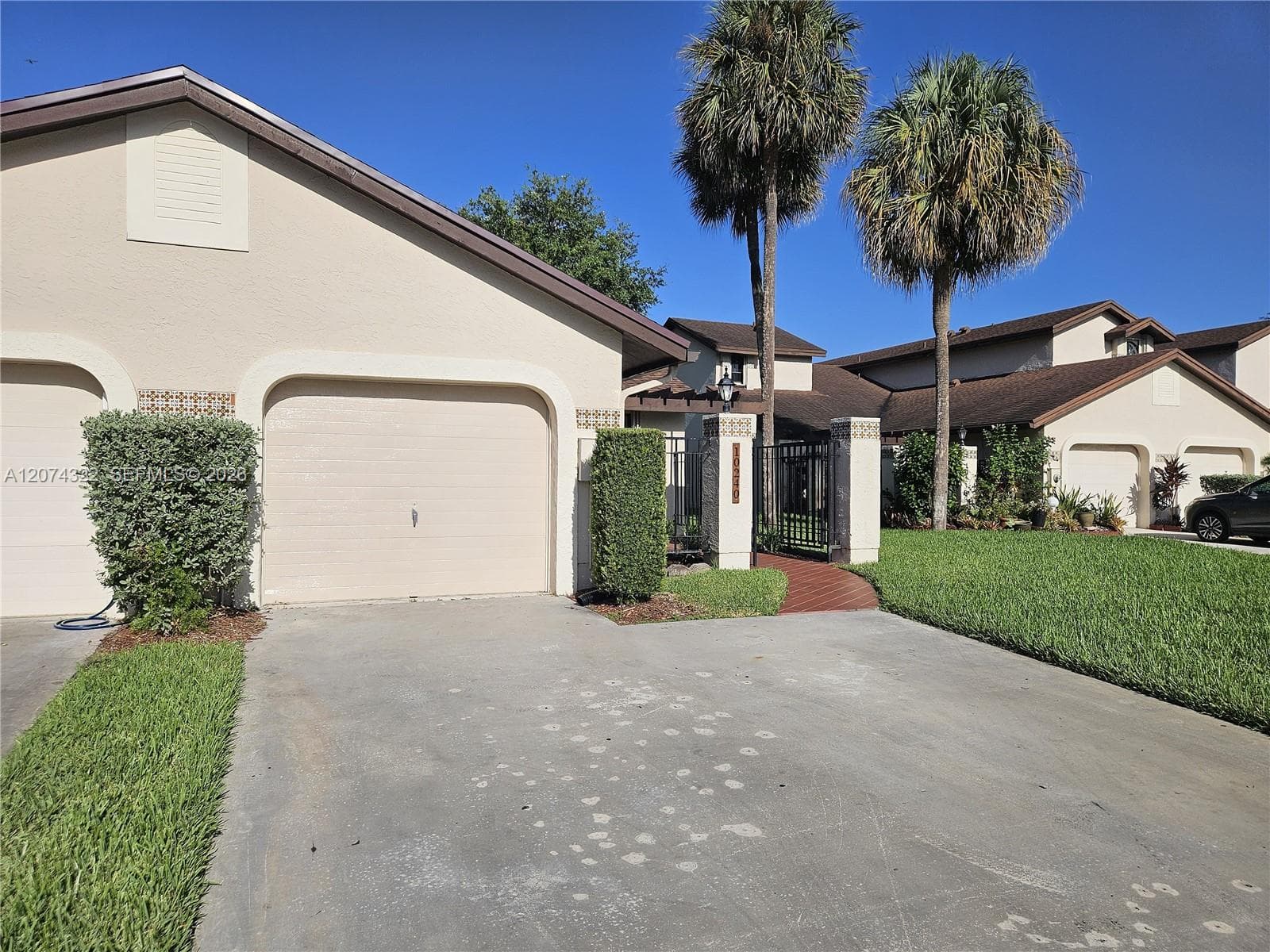 10240 SW 137th Ct, Miami FL 33186 photo 2