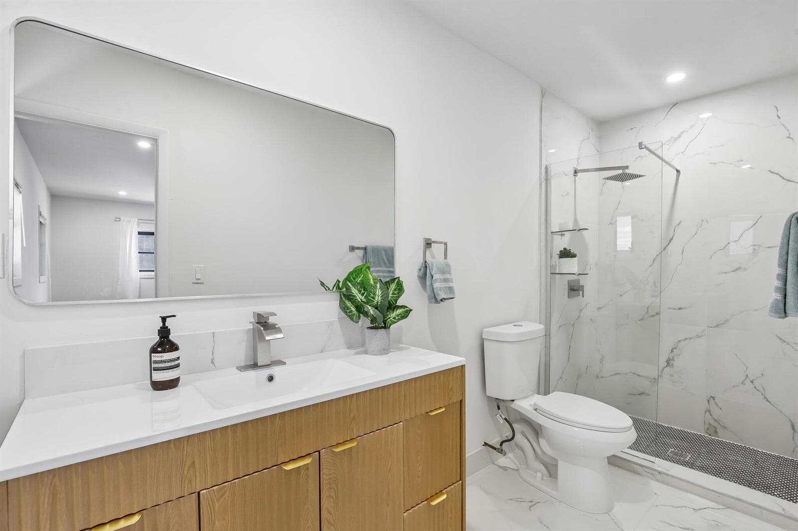 1040 NW 149TH Street, Miami FL 33168 photo 5