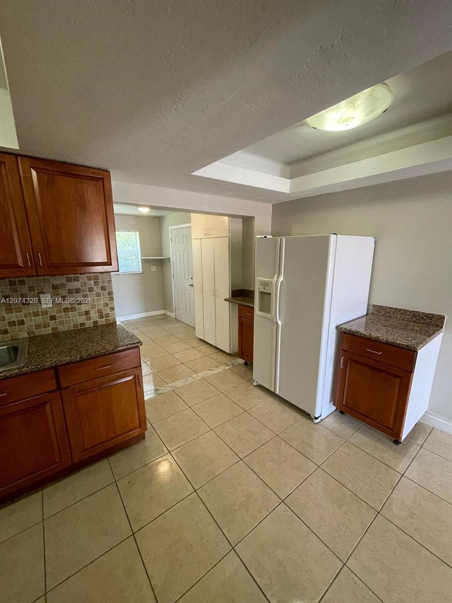 1567 NW 60th Ave # G, Sunrise FL 33313 photo 2