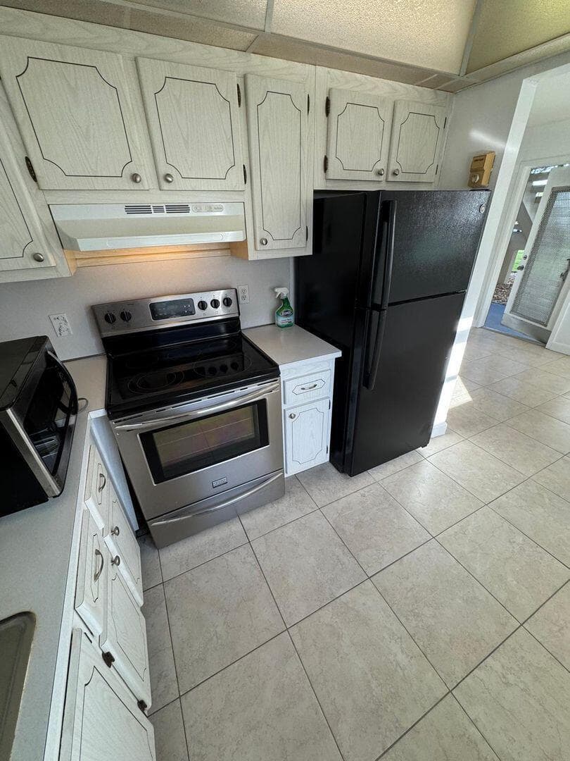 201 Brittany, Delray Beach FL 33446 photo 5