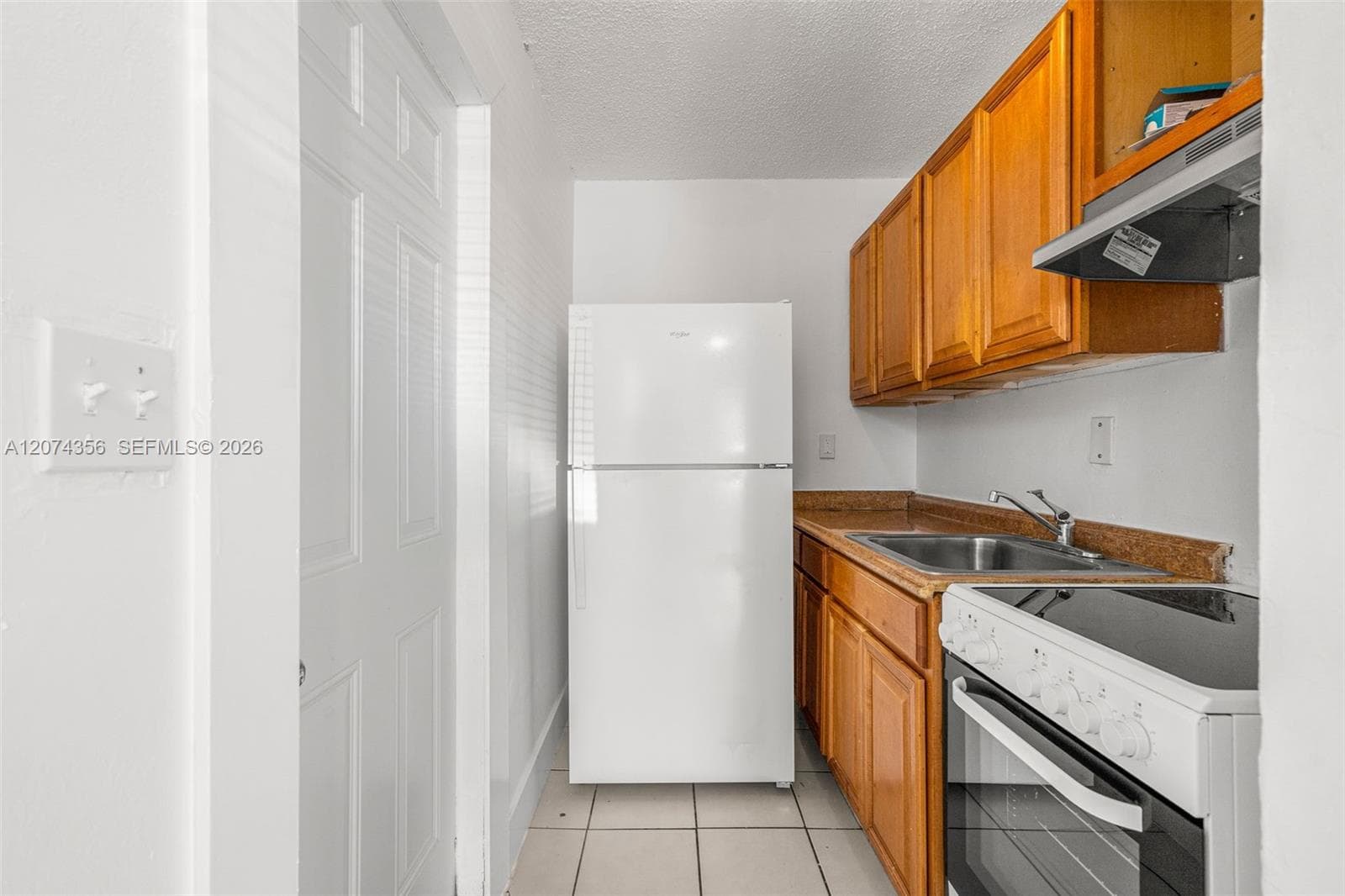 1020 NW 6th Ave # 1, Fort Lauderdale FL 33311 photo 3