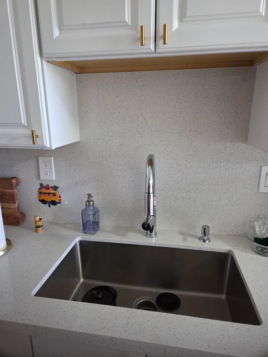 3070 NW 48TH Terrace # 415, Lauderdale Lakes FL 33313 photo 4
