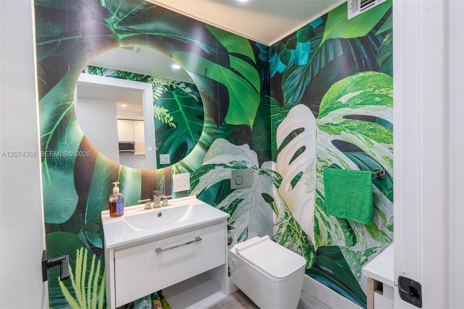 2903 N Miami Beach Blvd # 1003, North Miami Beach FL 33160 photo 4