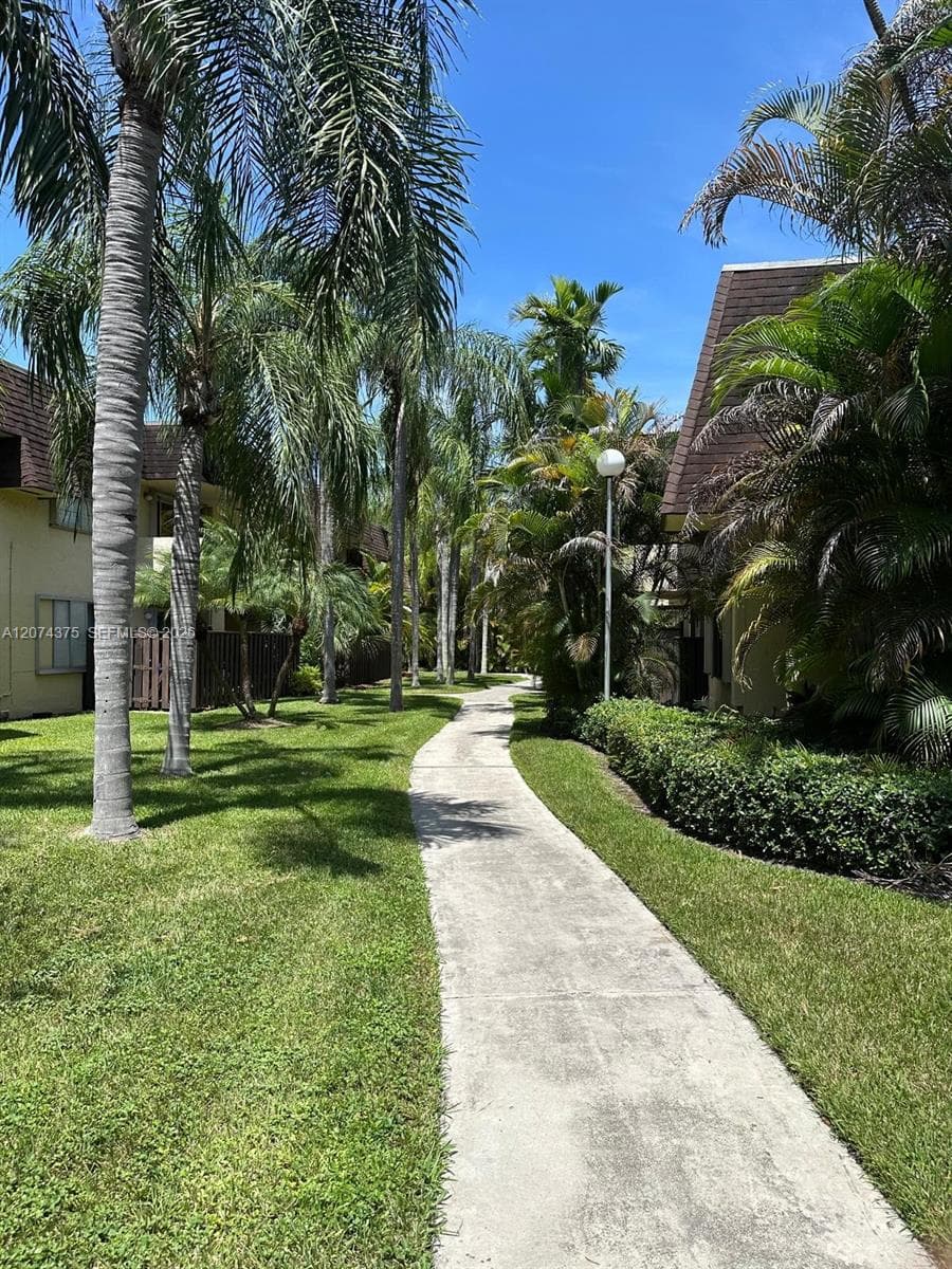 13730 SW 90th Ave # 29, Miami, FL 33176