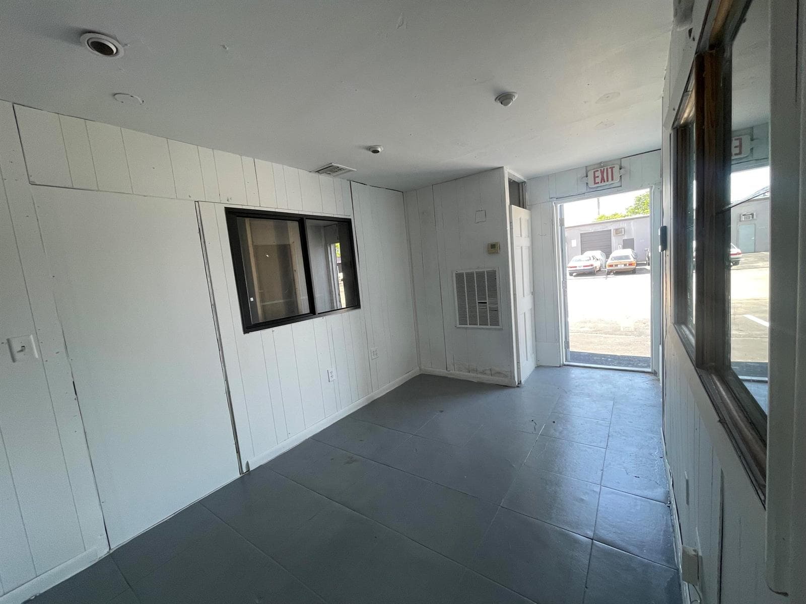 821 NW 45th Street, Oakland Park FL 33309 photo 2