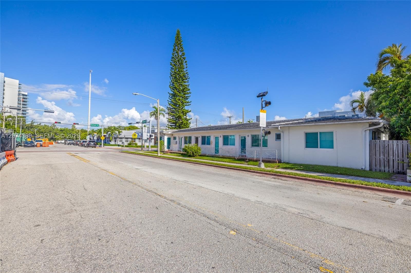 625 75th St, Miami Beach FL 33141 photo 4