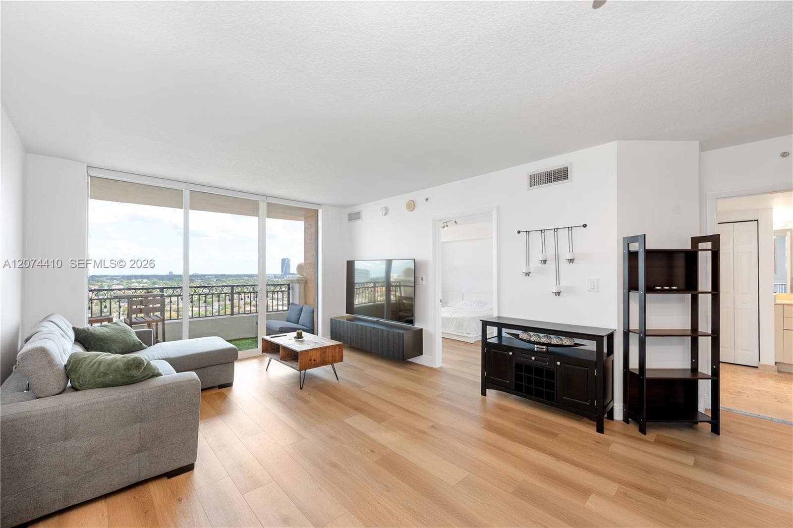 3232 Coral Way # 1507, Miami FL 33145 photo 2