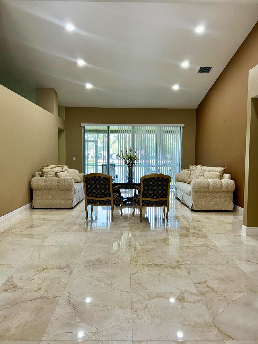 4175 AUGUSTA Avenue, Cooper City FL 33026 photo 3