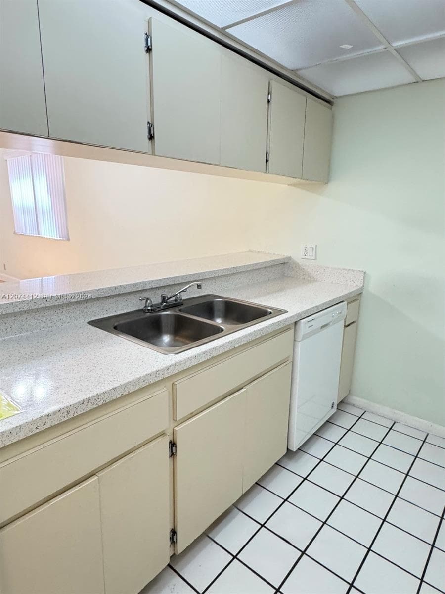 8120 Geneva Ct # 250, Doral FL 33166 photo 5
