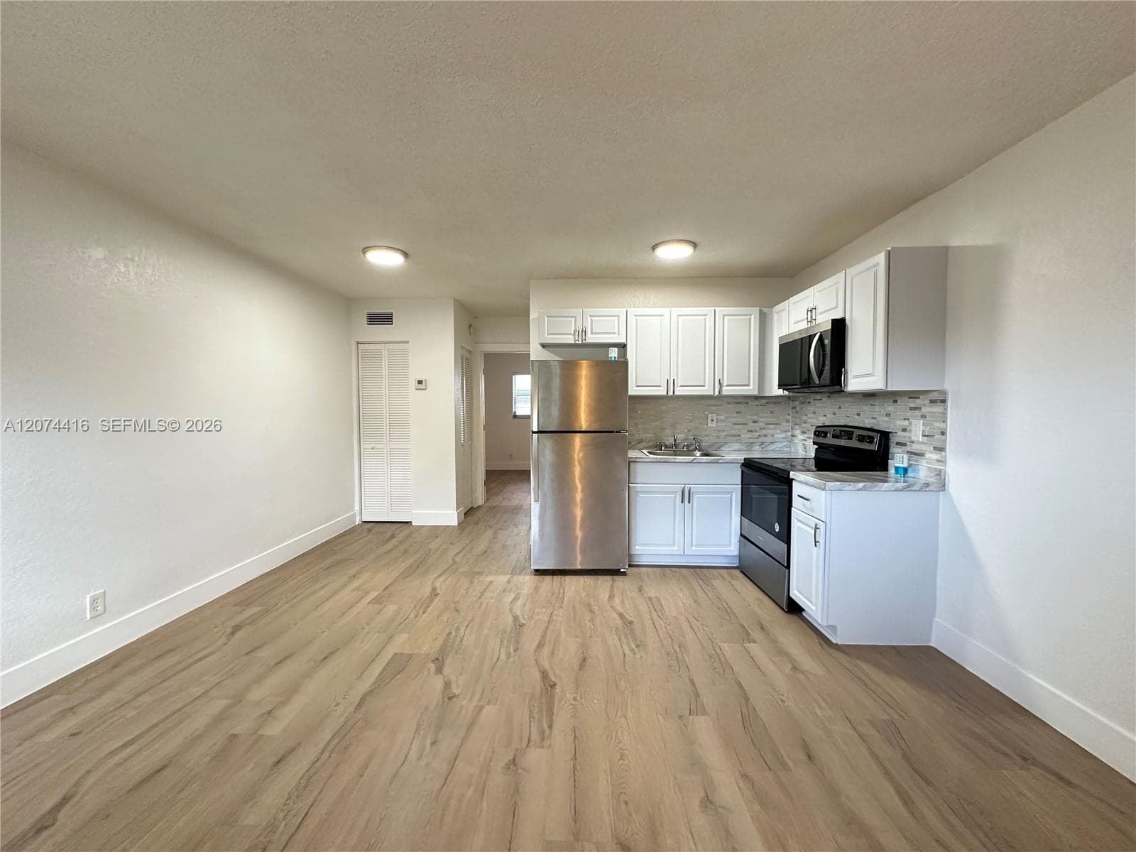 3616 NE 11th Ave # 3, Oakland Park FL 33334