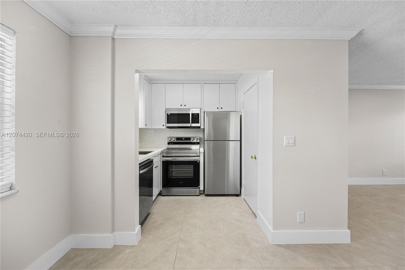4933 Hollywood Blvd # 202, Hollywood FL 33021 photo 5