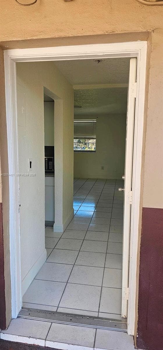 652 NW 3rd St # 304, Miami, FL 33128 photo 2