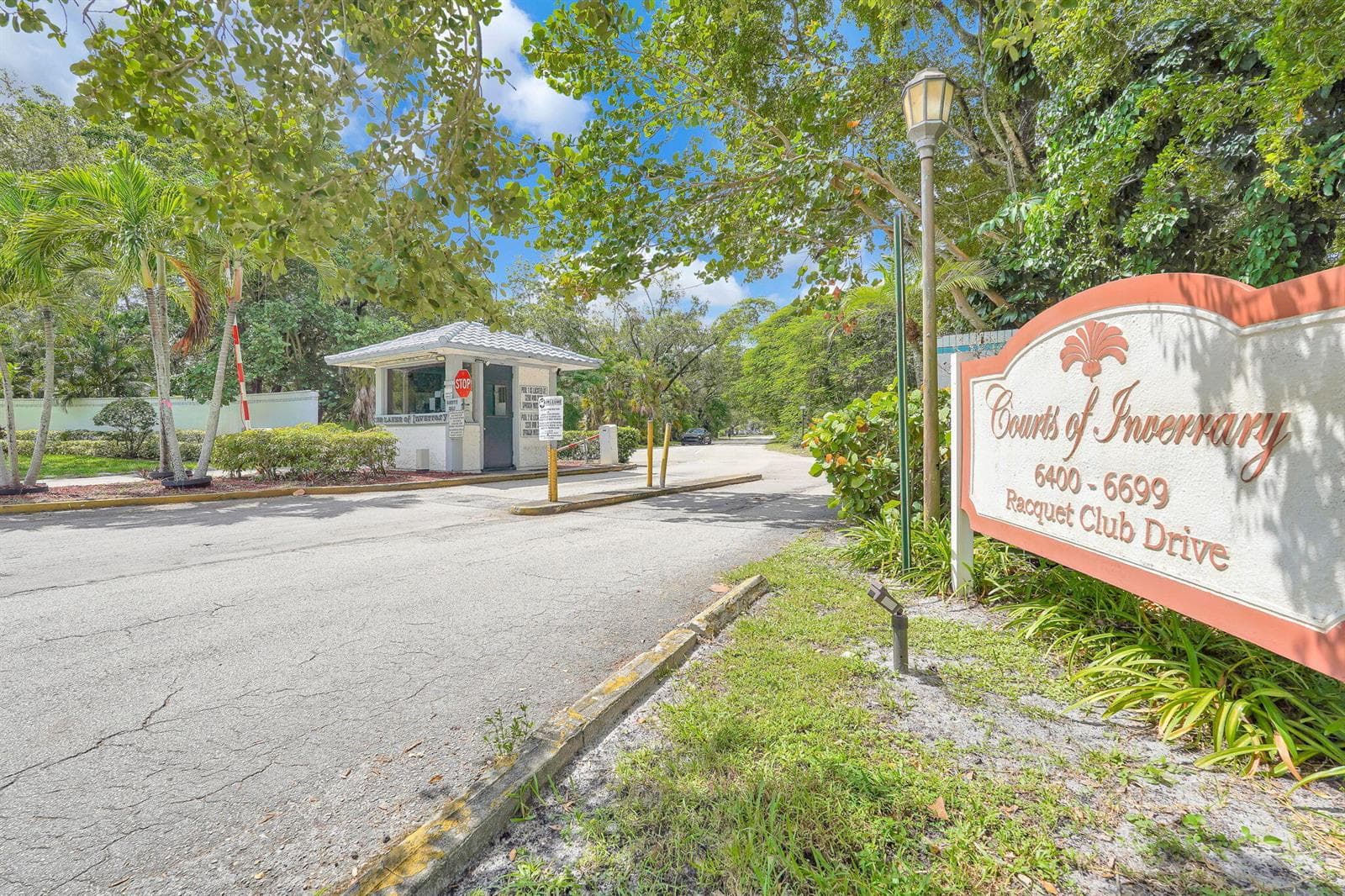 3360 SPANISH MOSS Terrace # 211, Lauderhill FL 33319 photo 4