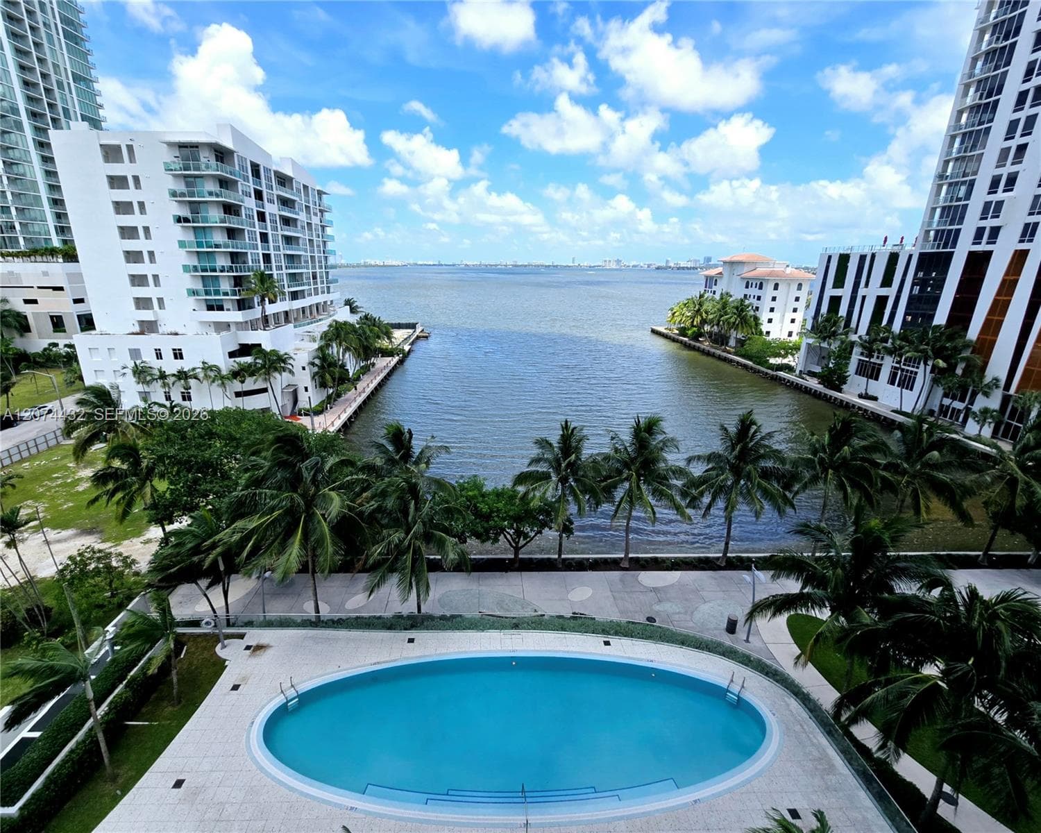 460 NE 28 ST # 602, Miami FL 33137 photo 2