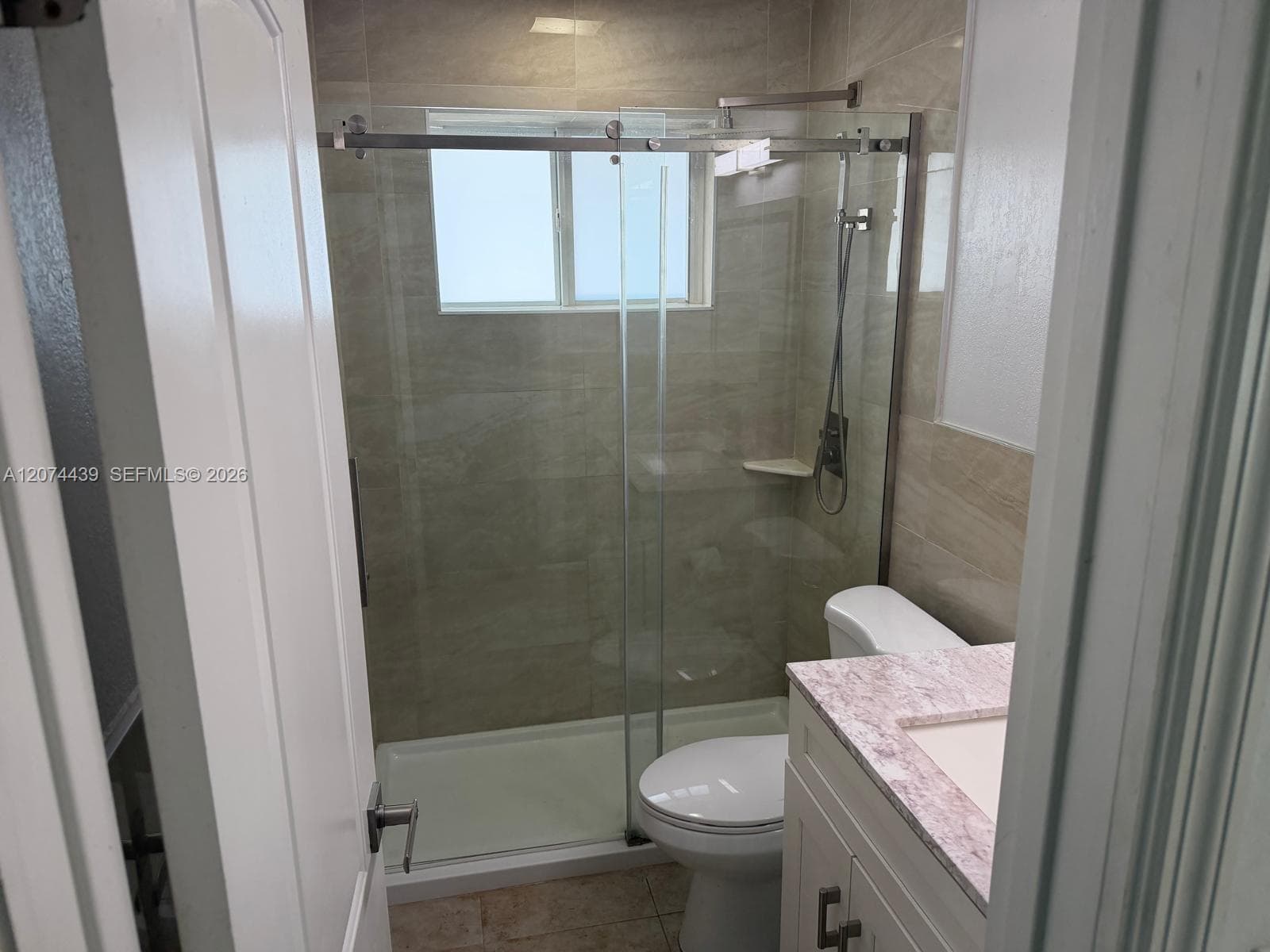 1000 NW 76th Ter, Pembroke Pines FL 33024 photo 3