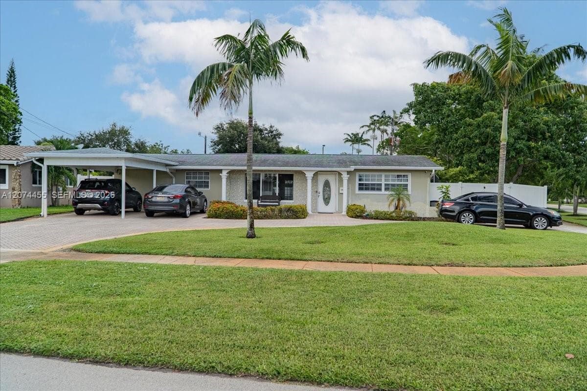 5561 SW 13th St, Plantation, FL 33317 photo 3