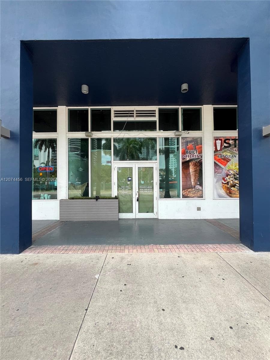 275 NE 18th # 06, Miami FL 33132