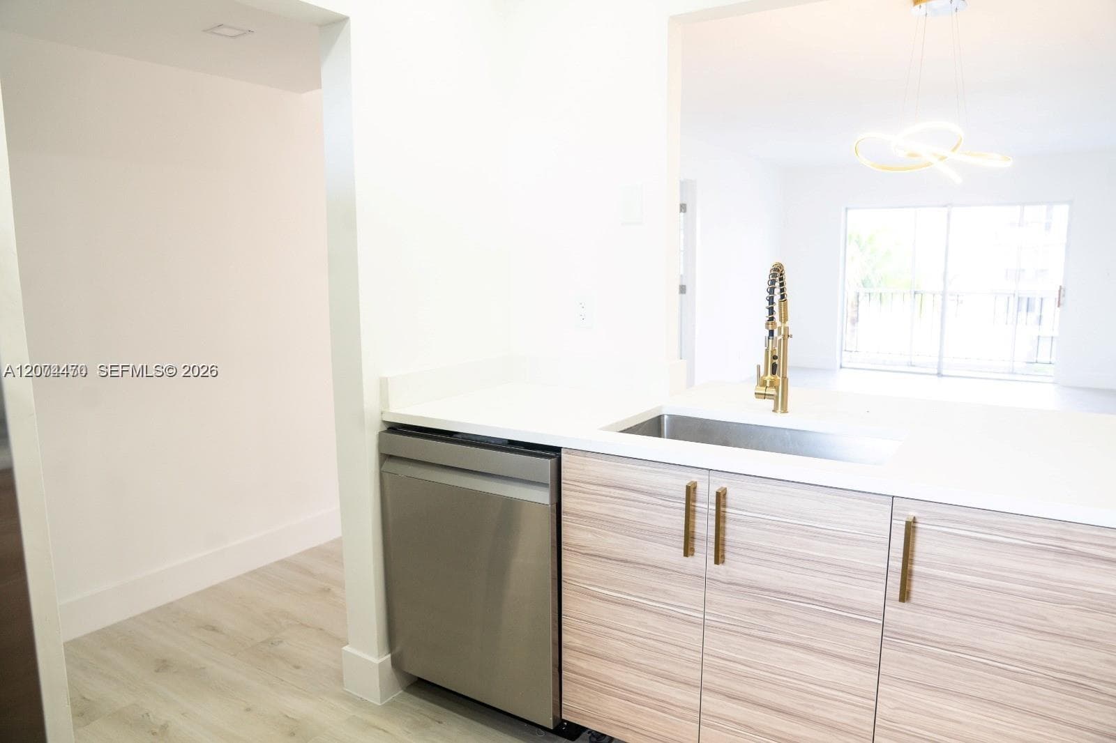 220 SW 9th Ave # 306, Hallandale Beach FL 33009 photo 5