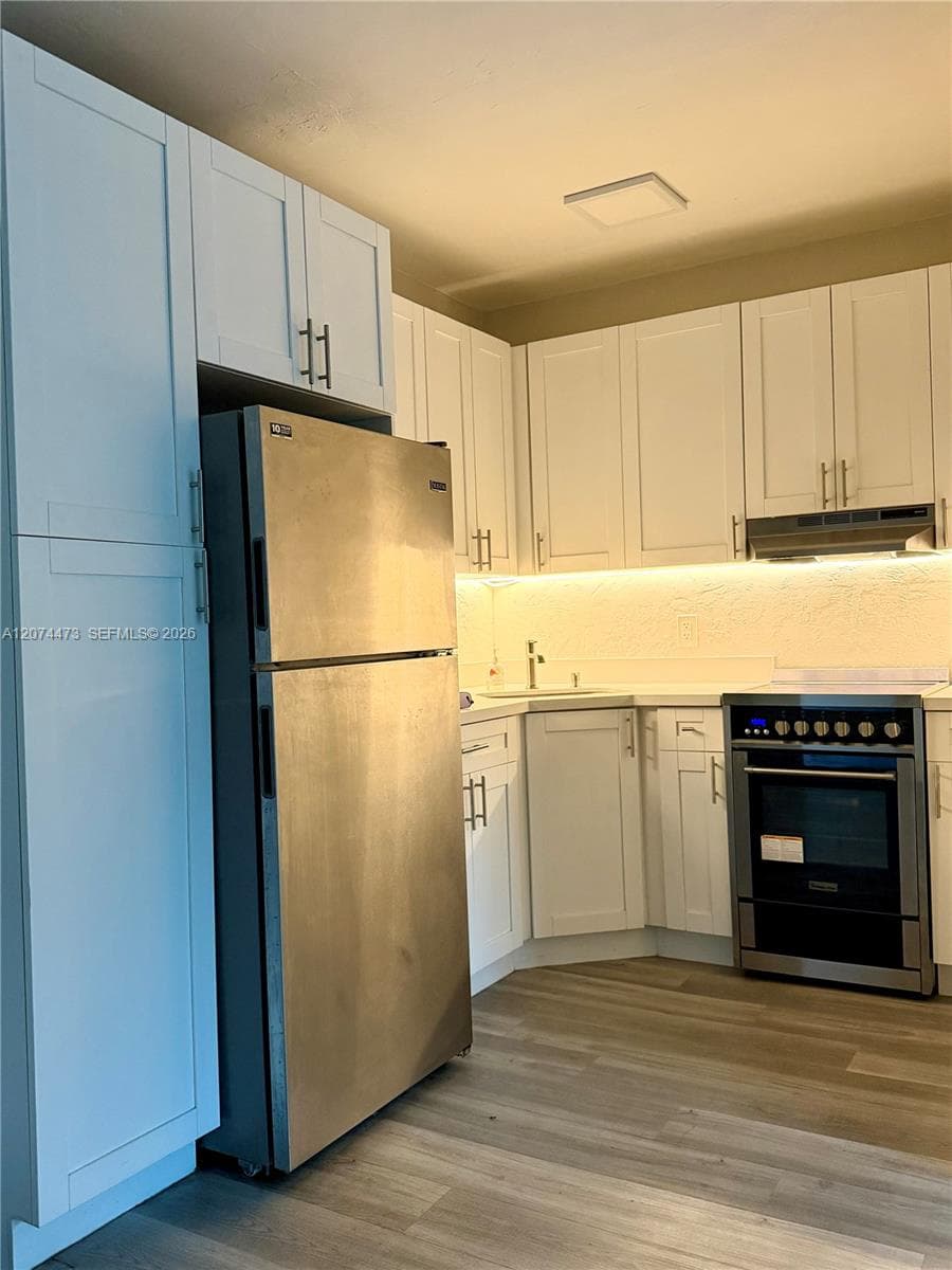 7400 Harding Ave # 20, Miami Beach FL 33141 photo 4