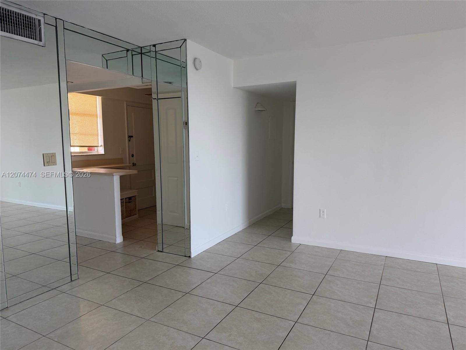 2910 Point East Dr # M514, Aventura FL 33160 photo 3