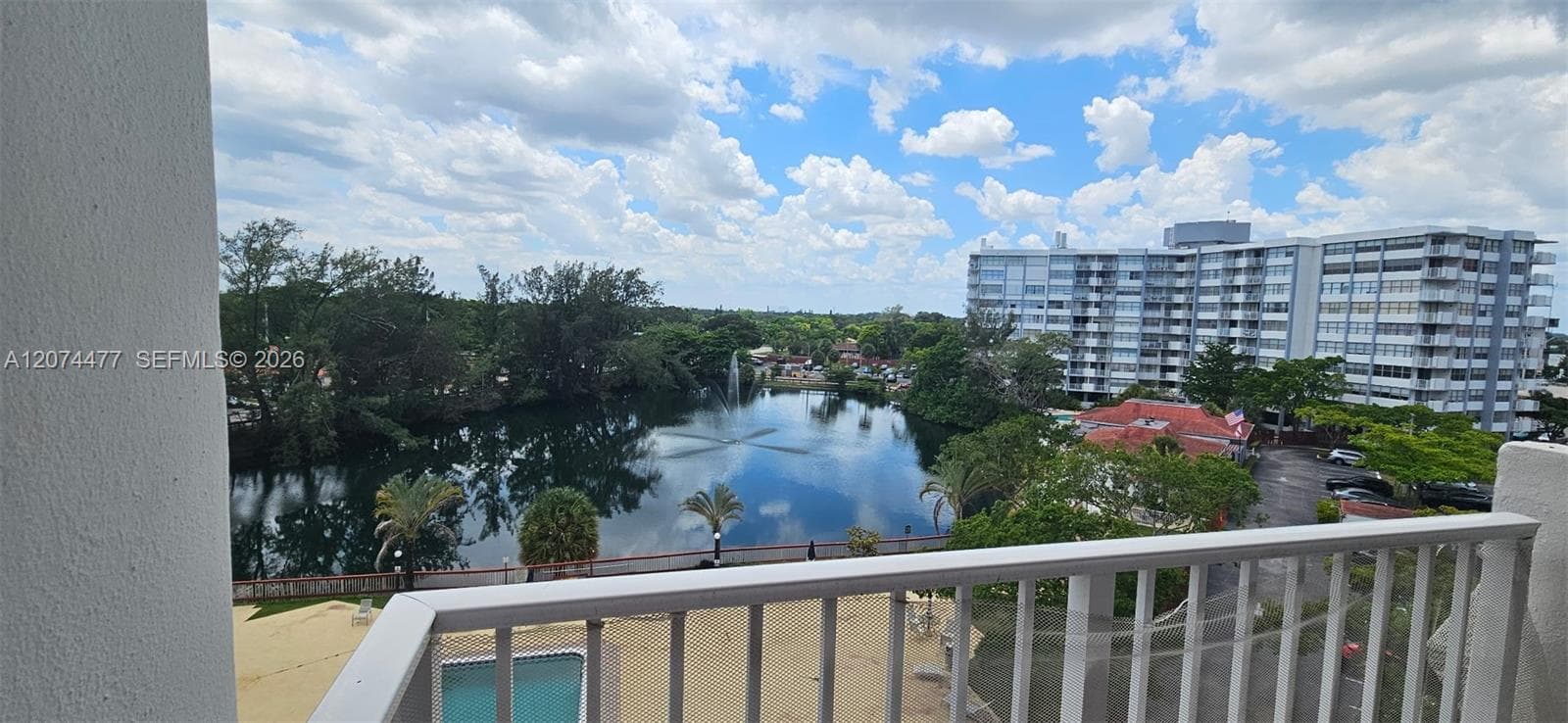 1300 NE Miami Gardens Dr # 609E, Miami FL 33179 photo 3