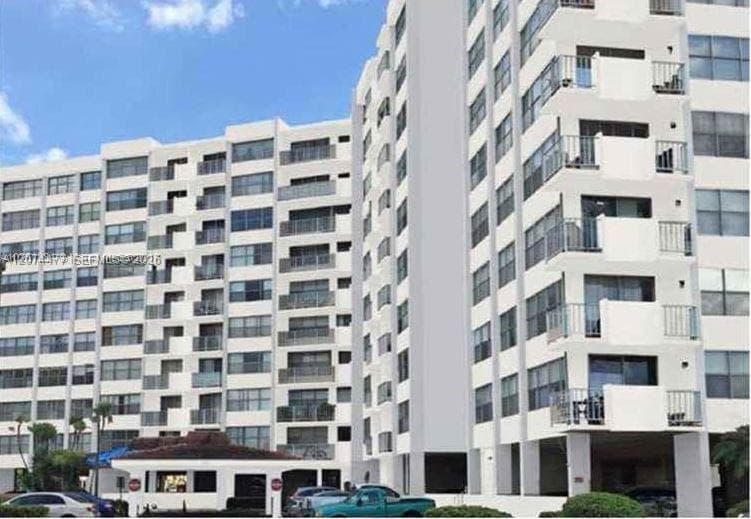 1300 NE Miami Gardens Dr # 609E, Miami FL 33179