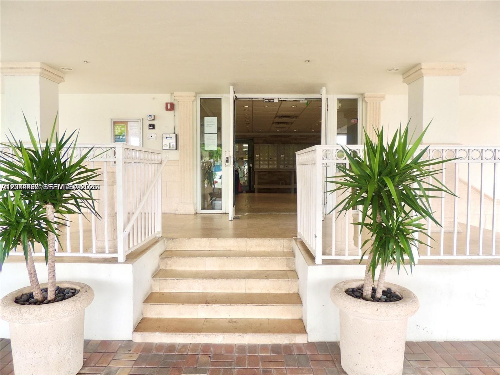 7545 E Treasure Dr # 1A, North Bay Village FL 33141 photo 4