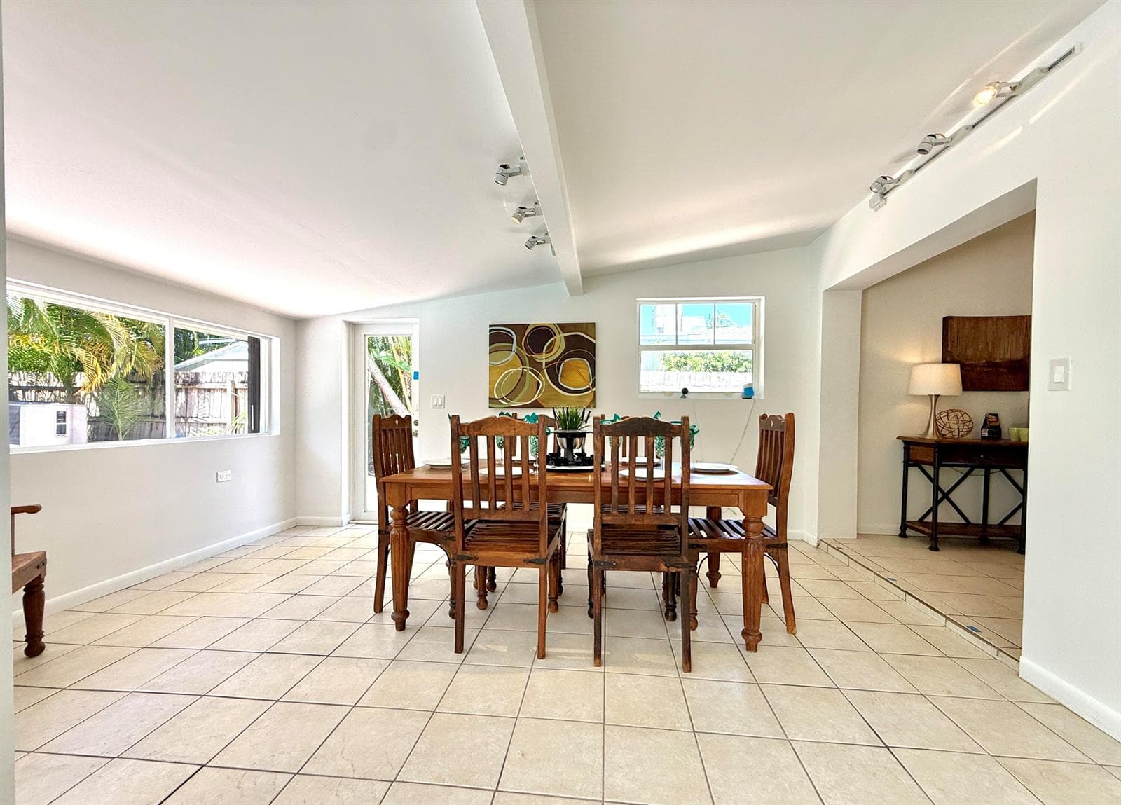 1532 NE 27TH Drive, Wilton Manors FL 33334 photo 4