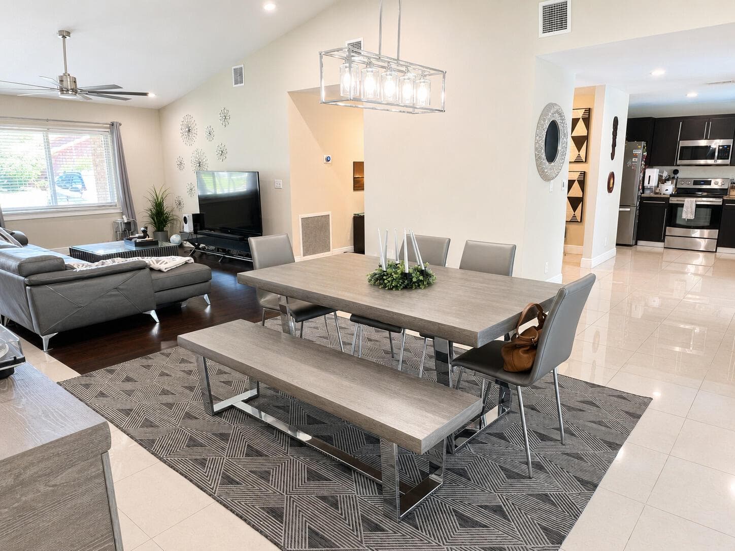 10601 NW 7TH Place, Coral Springs FL 33071 photo 4