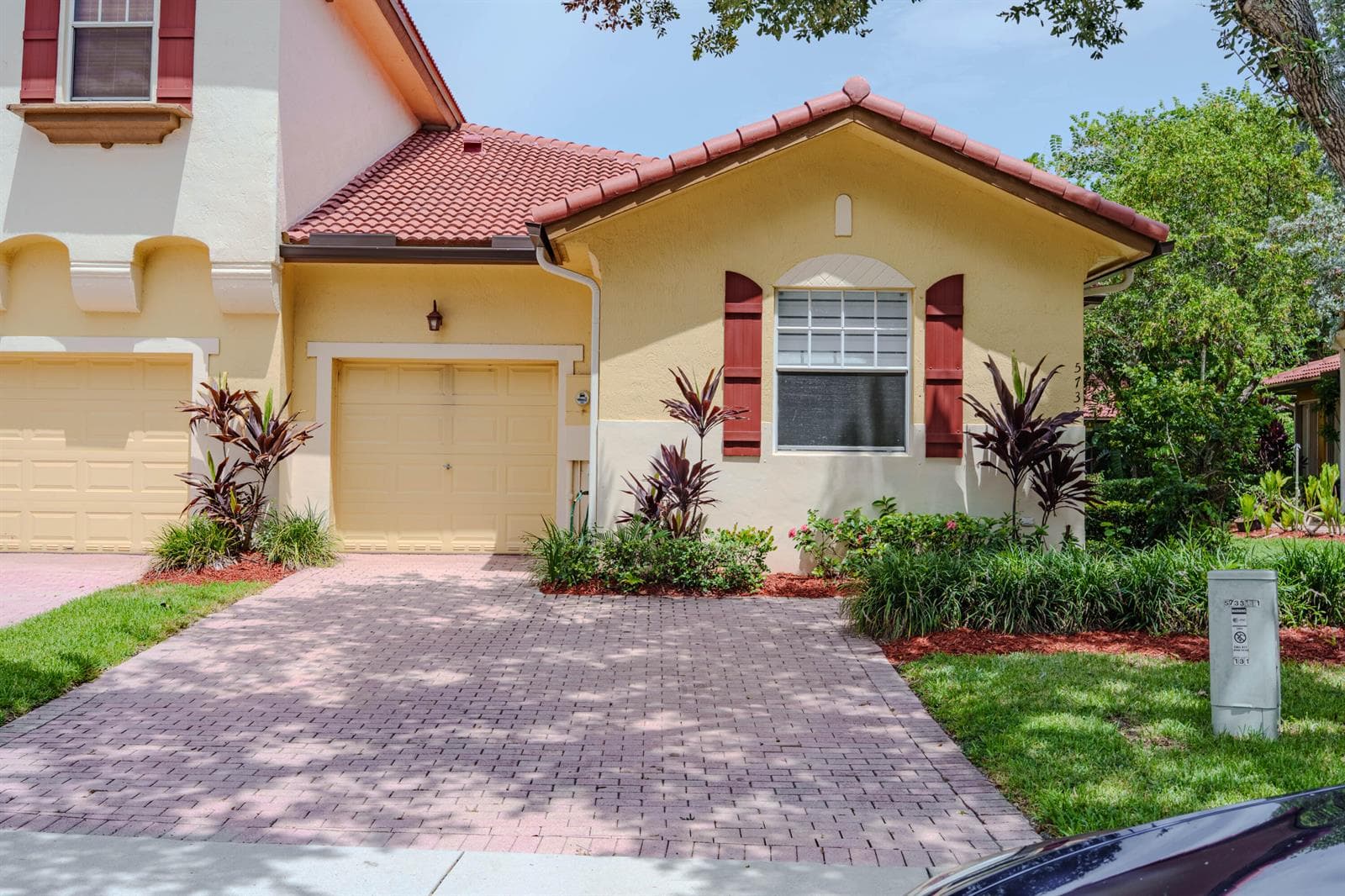 5733 NW 119th Drive, Coral Springs FL 33076