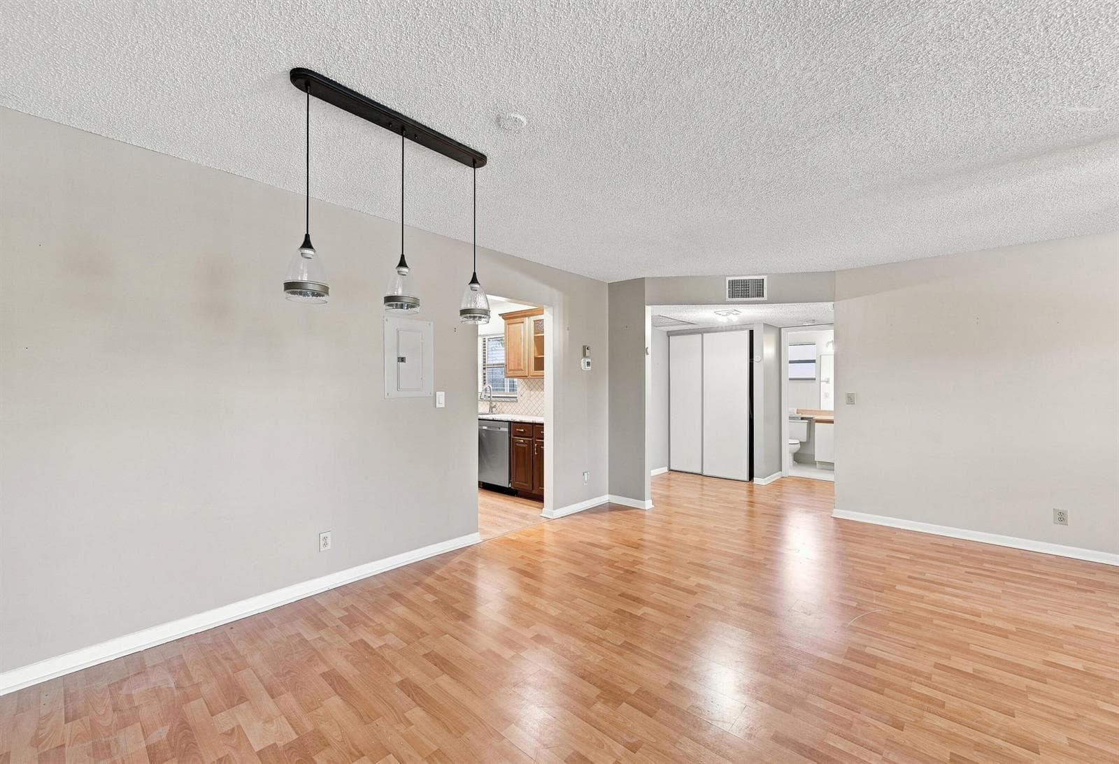 2541 N CARAMBOLA Circle N # 1832, Coconut Creek FL 33066 photo 5