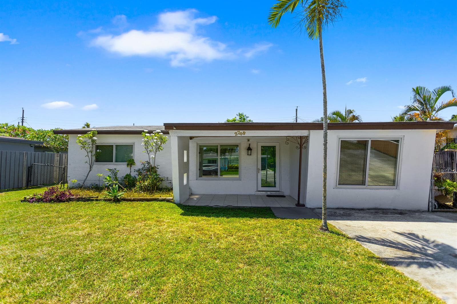 2748 SW 46TH Court, Dania Beach FL 33312 photo 4