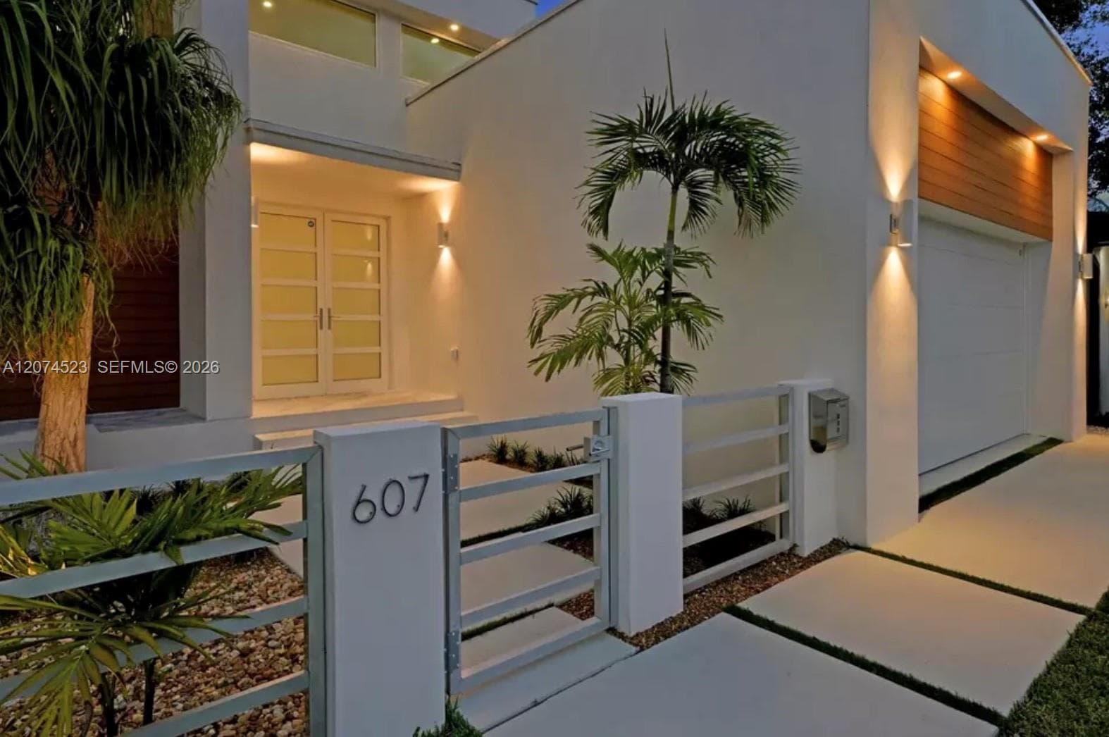 607 SE 6th St, Fort Lauderdale FL 33301 photo 4