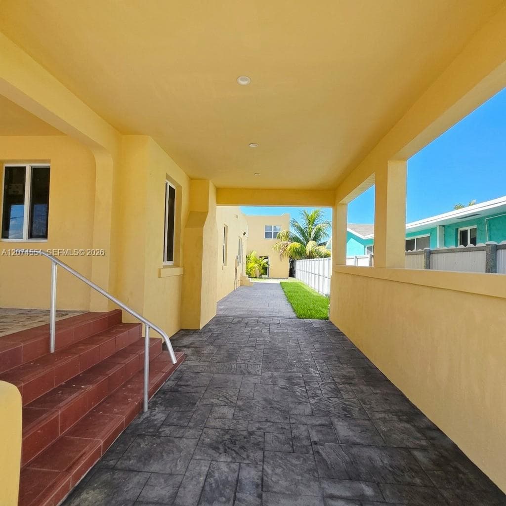 1934 NW 35th St, Miami FL 33142 photo 2