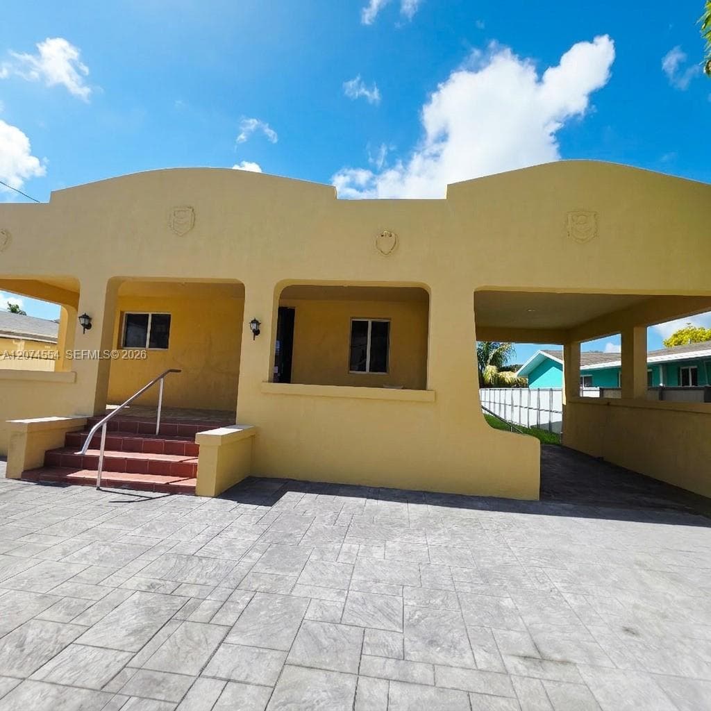 1934 NW 35th St, Miami FL 33142 photo 3