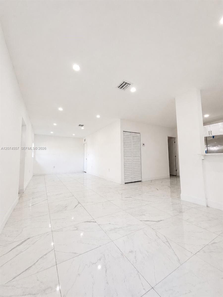 980 NW 13th St, Homestead FL 33030 photo 3