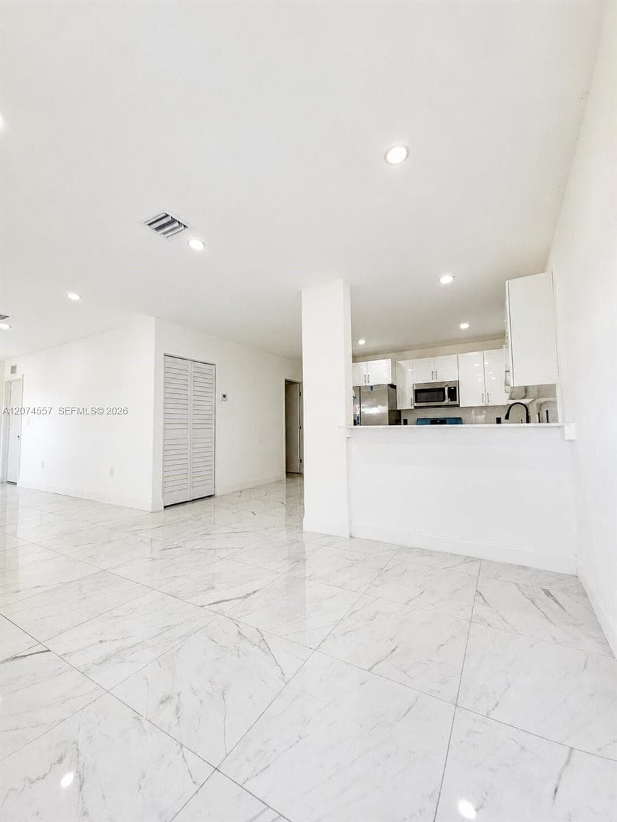 980 NW 13th St, Homestead FL 33030 photo 5