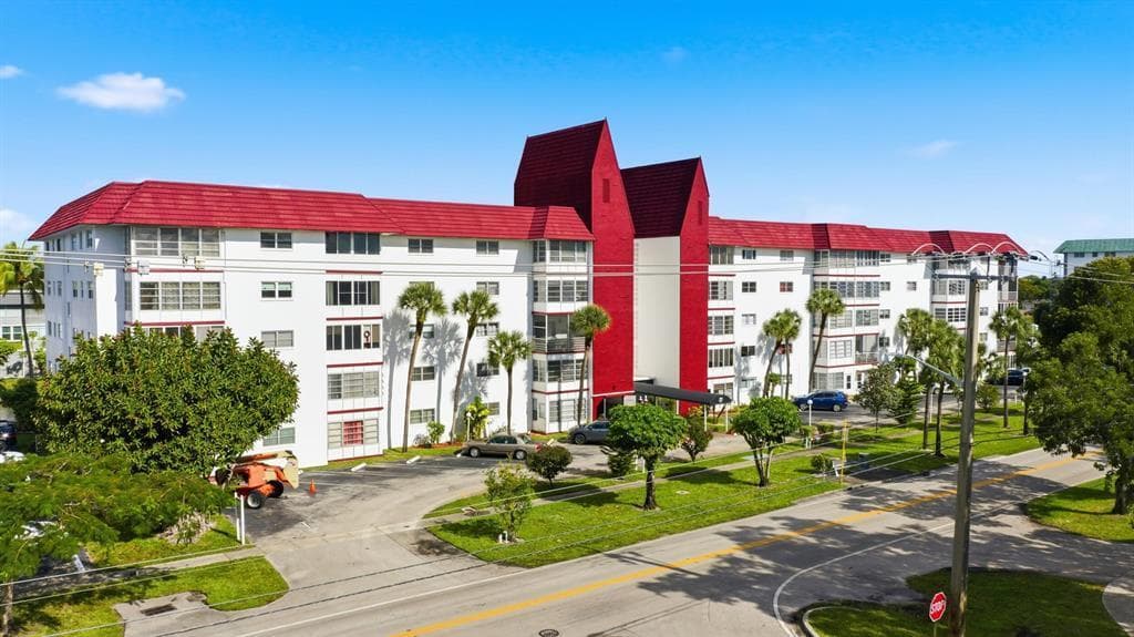 4851 NW 21ST Street # 509, Lauderhill FL 33313