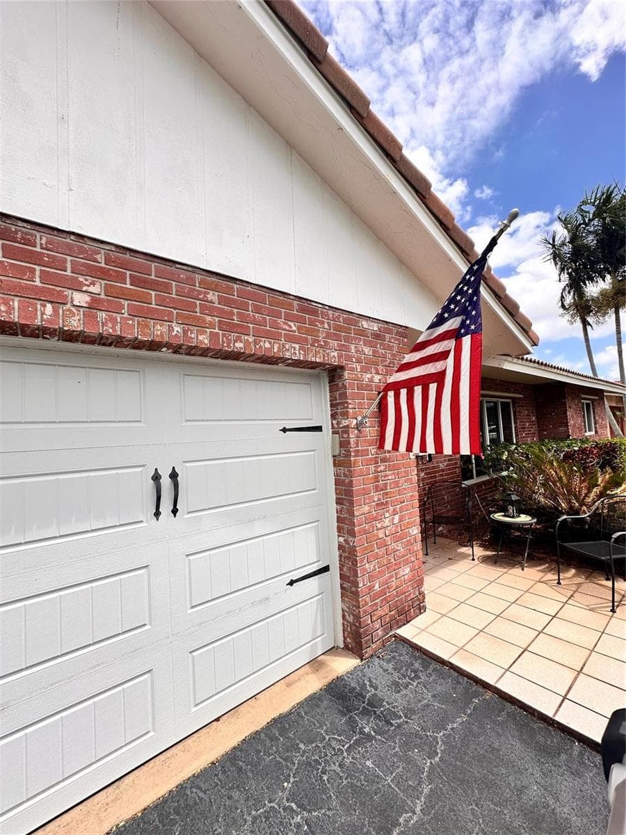 1098 NW 15TH Avenue, Boca Raton FL 33486 photo 3