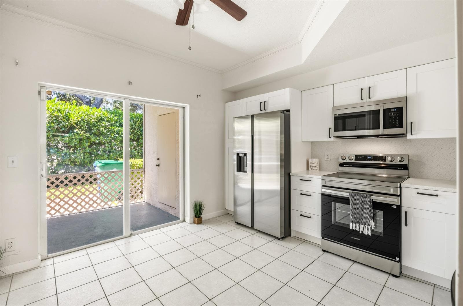 9872 NW 56th Place, Coral Springs FL 33076 photo 3