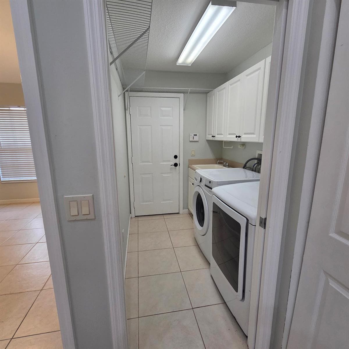 981 SW McCracken Avenue, Port St. Lucie FL 34953 photo 3