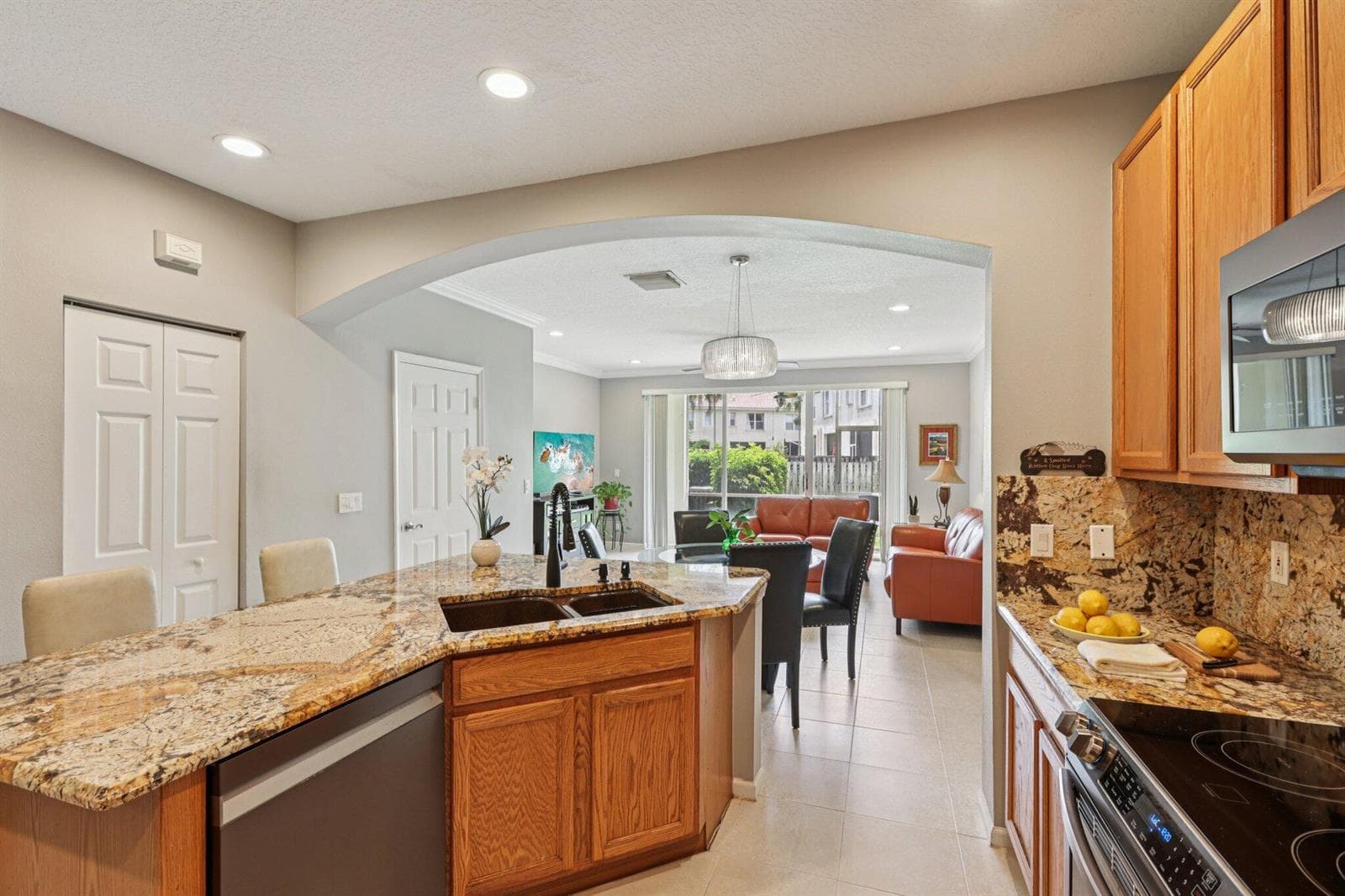 9070 TREMEZZO Lane, Boynton Beach FL 33472 photo 4