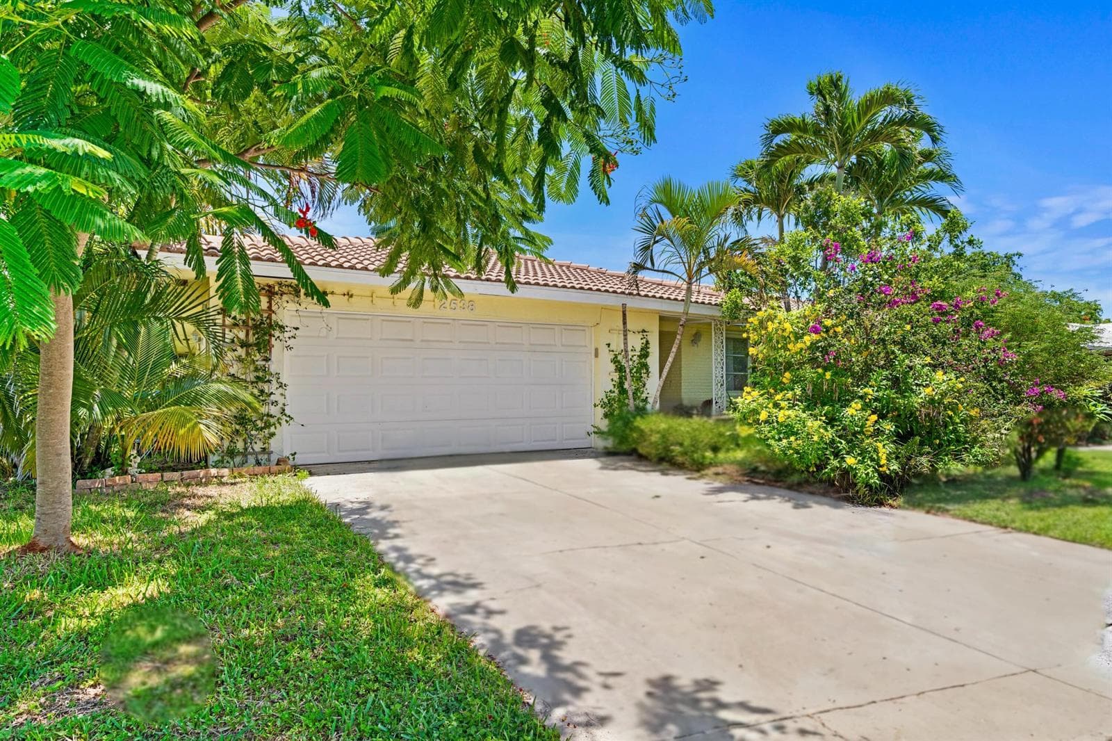 2538 SW 13th Court, Boynton Beach FL 33426 photo 2